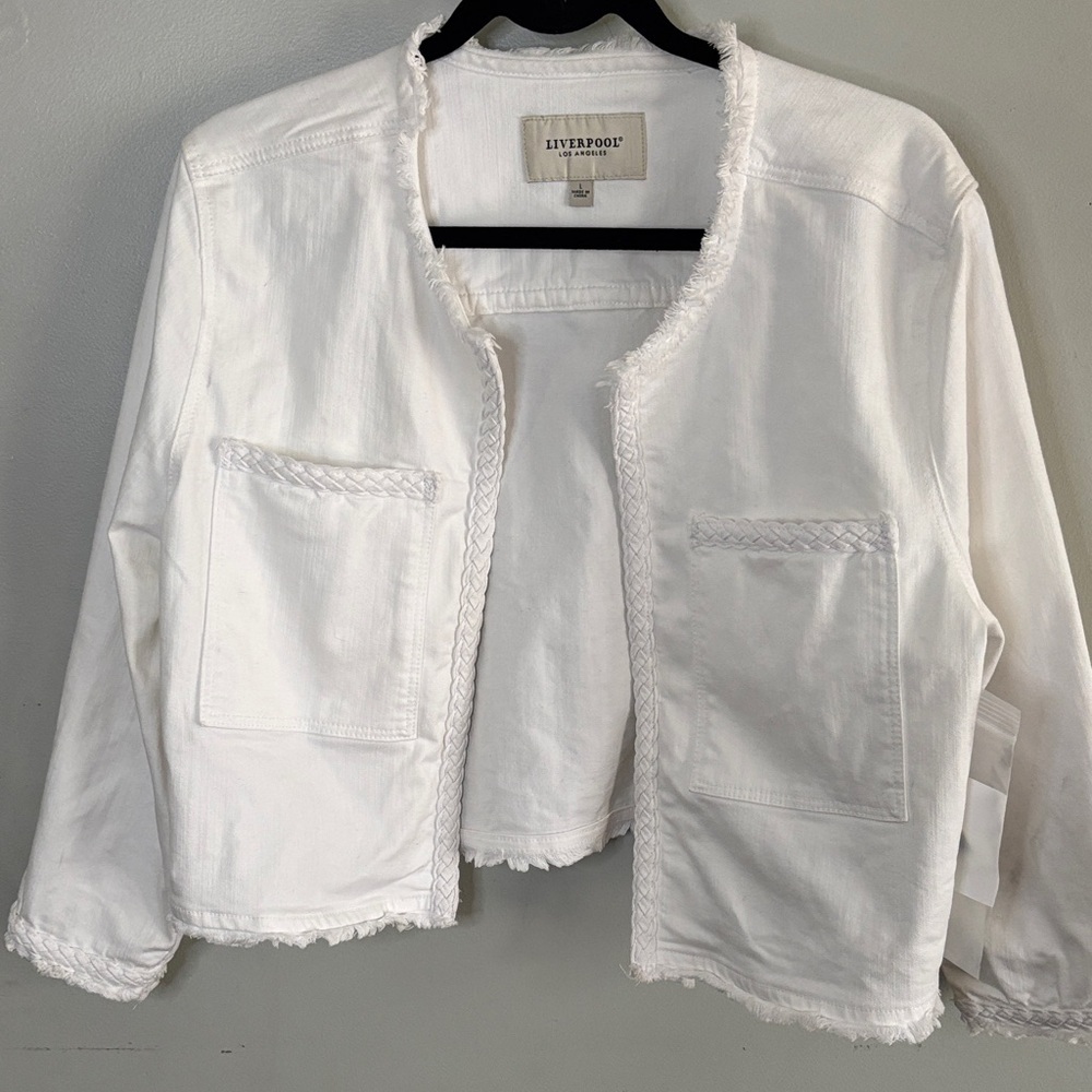 Liverpool Women's White Cropped Blazer - Picture 4 of 7